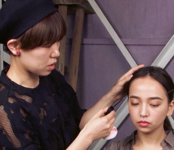 人気ヘアメイクpaku☆chanが教える”眉毛ちょい足し”で目力アップメイク