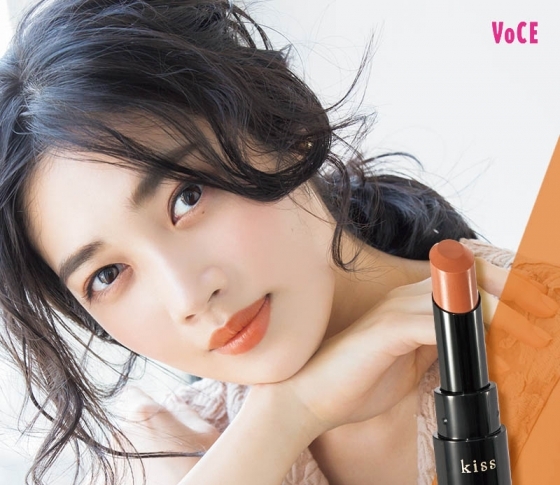 秋顔のおしゃれ度が急上昇!|テラコッタオレンジで叶う、好感度&ヘルシー感!
