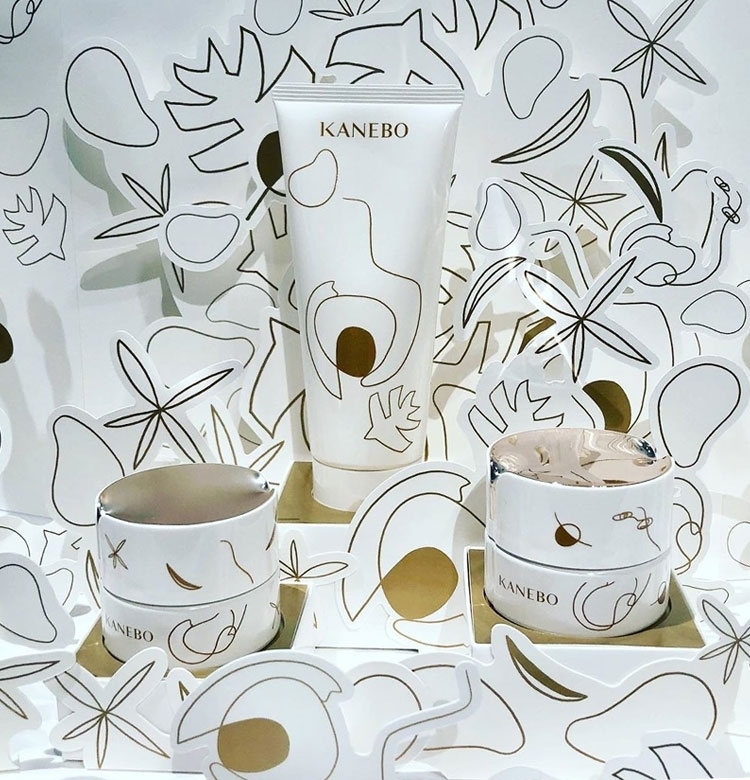 【クリスマスコフレ2019 KANEBO】カネボウの名品スキンケア、素敵な限定デザインにも注目!