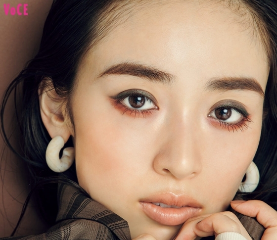 【泉里香】2019秋美人は【アースカラー】でカジュアルフェイス!