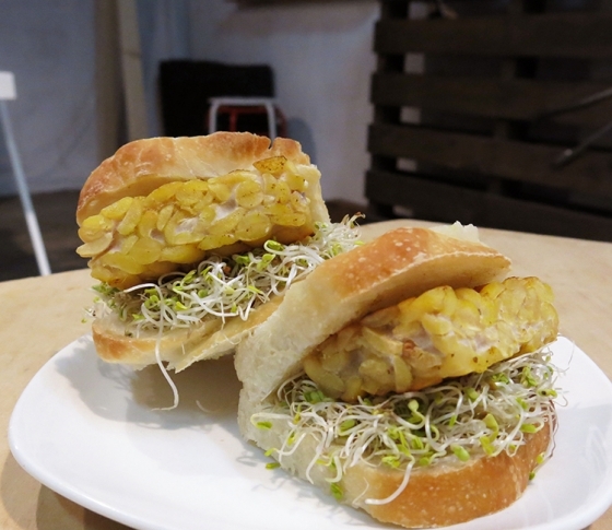 アレンジ自在!スーパーフードで作るベジバーガー