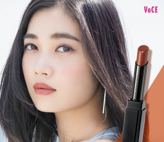 【イエベにもブルベにも似合う】秋リップはシアーブラウンで、凛々しさ&女らしさを両立!