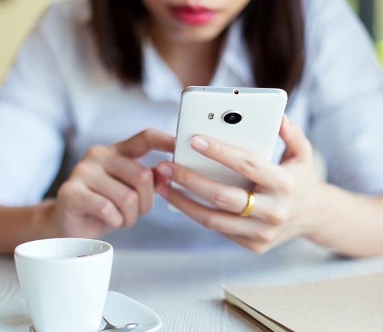 「お金が貯まる人」はウェブ情報だけで満足しない