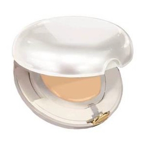 つや玉ファンデーション エリクシール シュペリエル 美容メディアvoce ヴォーチェ