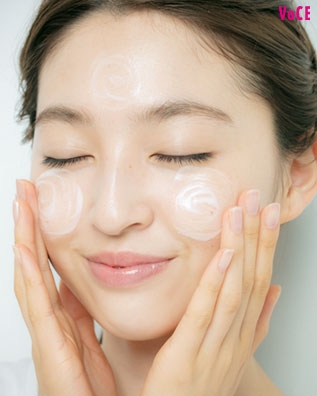 VOCE2020年10月号 上西星来 VOCE2020年10月号 上西星来