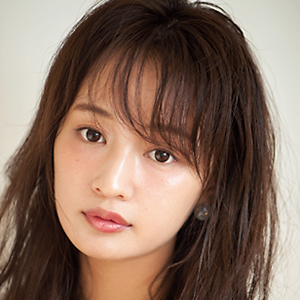 インスタで超話題! 渡部麻衣×クボメイクで#ぴち肌メイク|鏡